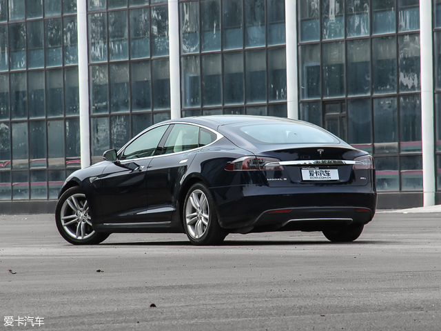 TESLA2015MODEL S